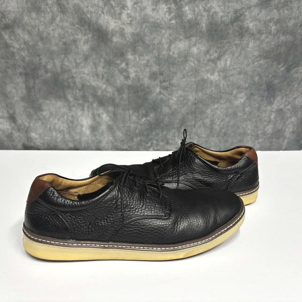 Johnston & Murphy McGuffey Black Leather 9M  Derby Hybrid Plain Toe